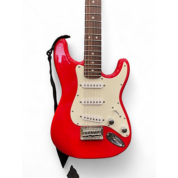 Used Squier Mini Affinity Stratocaster Candy Apple Red Electric Guitar