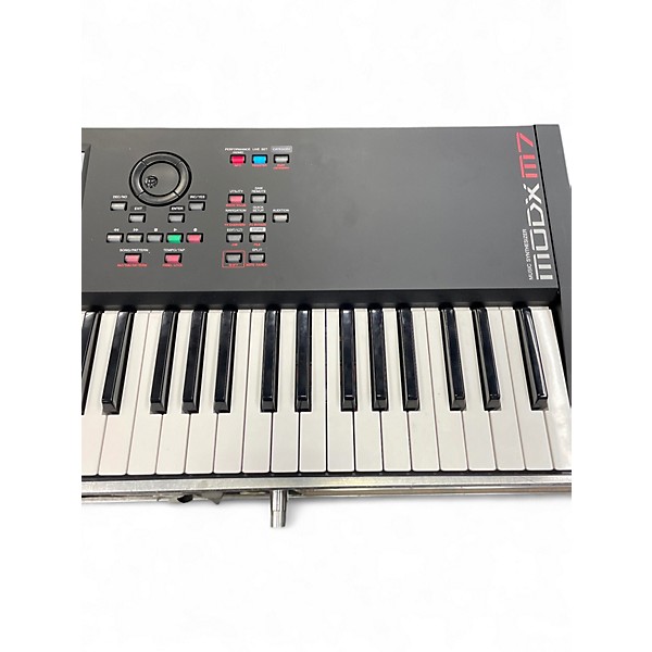 Used Yamaha MODX M7 Keyboard Workstation
