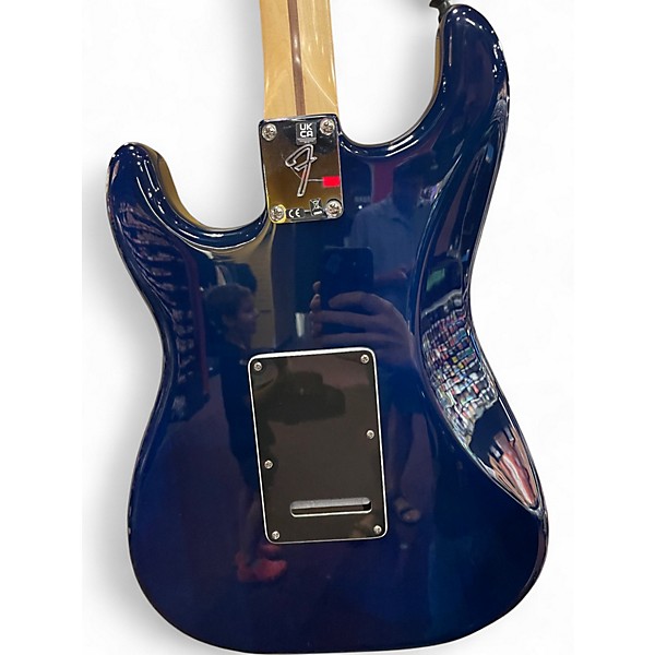 Used Fender Stratocaster 2 Color Sunburst Solid Body Electric Guitar