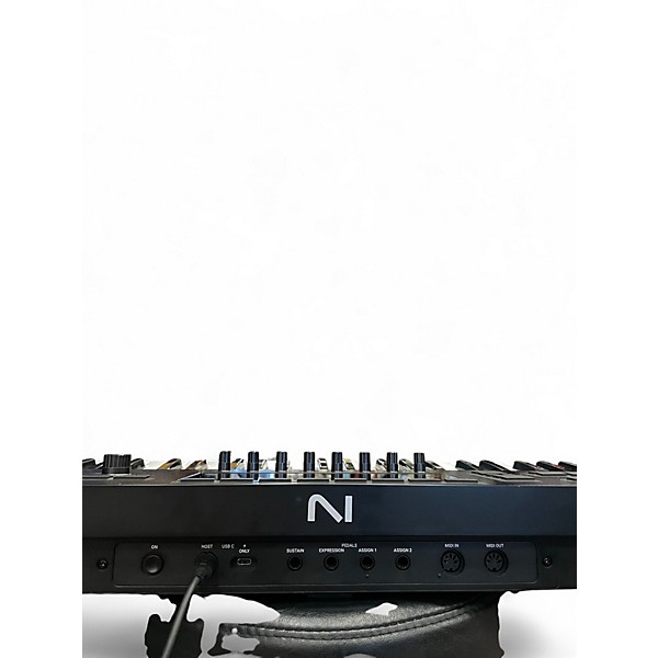 Used Native Instruments KONTROL S61 MK3 MIDI Controller
