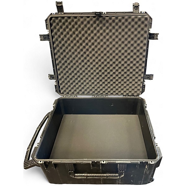 Used SKB 3i-3026-15BC Utility Case