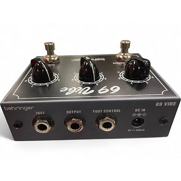 Used Behringer 69 Vibe Effect Pedal