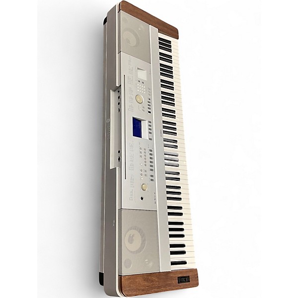 Used Yamaha DGX640 88 Key Digital Piano