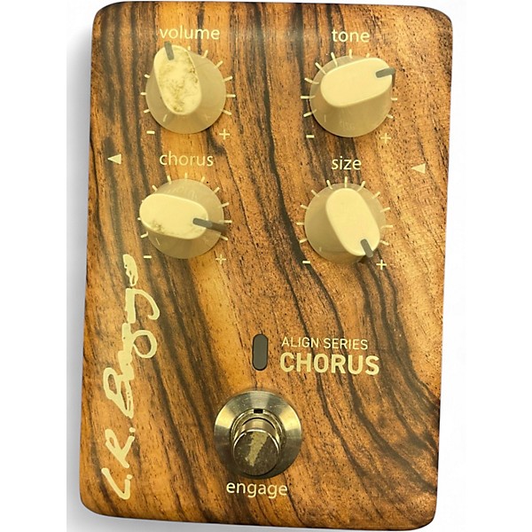 Used LR Baggs Chorus Align Series Effect Pedal