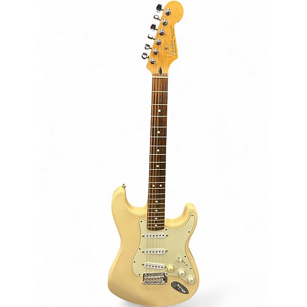 Used 2007 Fender Standard Stratocaster Olympic White Solid Body Electric Guitar