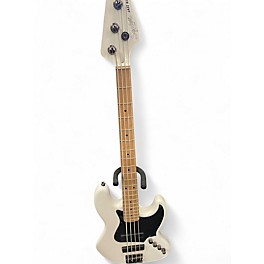 Used Squier JAZZ BASS MATTE WHITE Electric Bass Guitar