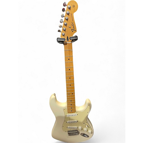 Used Fender STANDARD STRAT 2014 Antique White Solid Body Electric Guitar