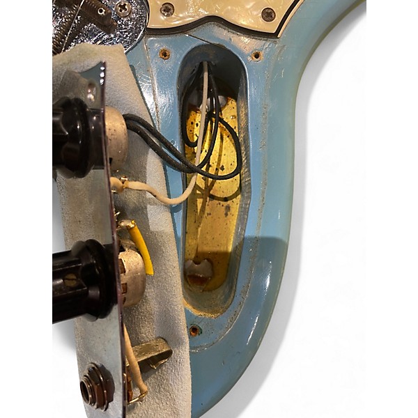 Vintage 1966 Fender Duo Sonic II Daphne Blue Solid Body Electric Guitar