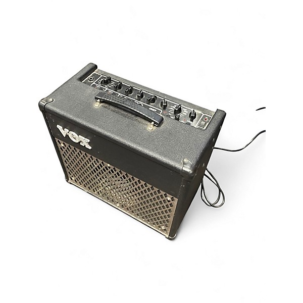 Used VOX DA15 Guitar Combo Amp