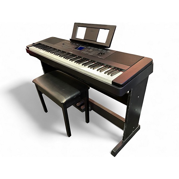 Used Yamaha DGX660 Portable Keyboard