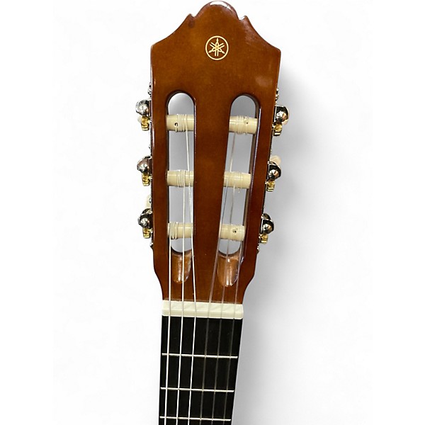 Used Yamaha C40 Natural Classical Acoustic Guitar
