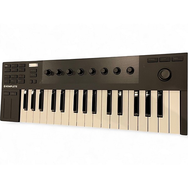 Used Native Instruments komplete kontrol m32 MIDI Controller