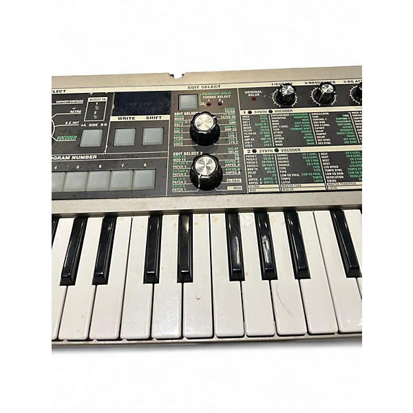 Used KORG Micro Korg 37 Key Synthesizer