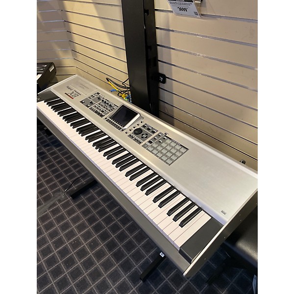 Used Roland FANTOM X8 Keyboard Workstation
