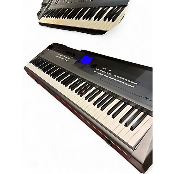 Used Yamaha MM8 88 Key Synthesizer