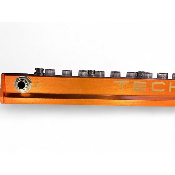 Used Tech 21 Fly Rig 5 SansAmp Effect Processor
