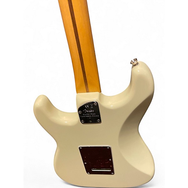 Used Fender American Professional Stratocaster SSS White Solid Body Electric Guitar