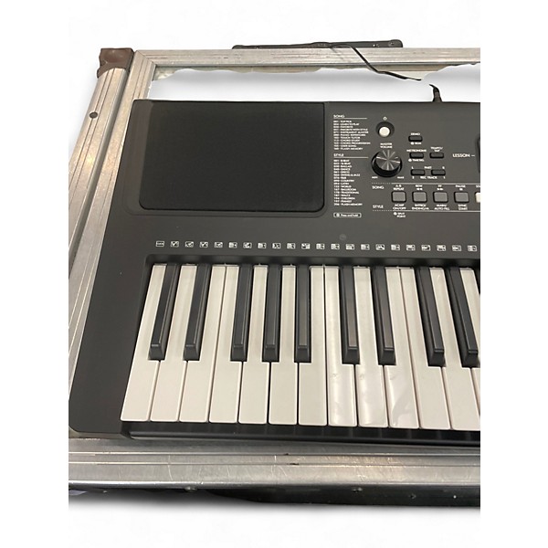 Used Yamaha PSRE373 Portable Keyboard
