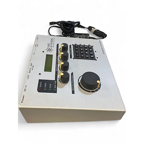 Used Elektron SID STATION MOS 6581 SYNTHESIS MIDI Utility