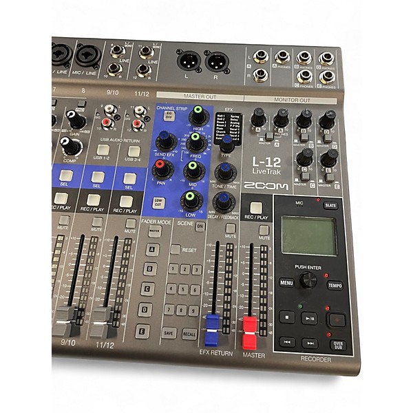 Used Zoom LiveTrak L-12 Digital Mixer