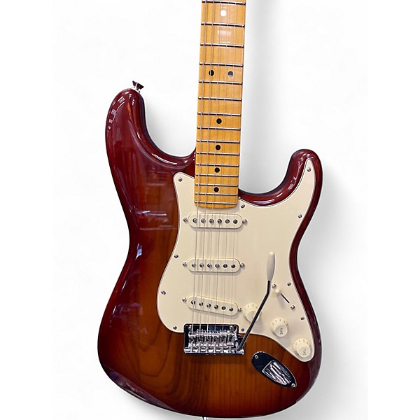 Used Fender American Professional II Stratocaster Sienna Sunburst Solid Body Electric Guitar