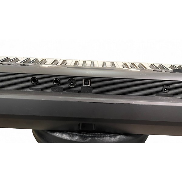 Used Yamaha PSRE363 61 Key Portable Keyboard