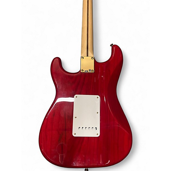 Used 2015 Fender Deluxe Players Stratocaster Trans Red Solid Body Electric Guitar