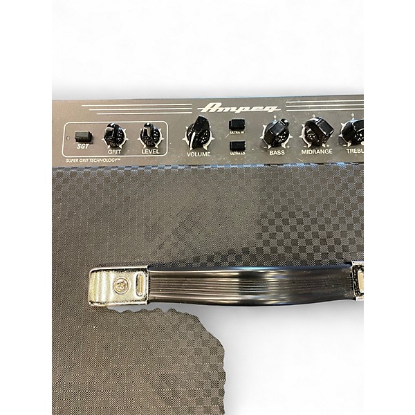 Used Ampeg RB-210 Bass Combo Amp