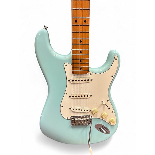Used Fender Classic Series '50s Stratocaster Daphne Blue Solid Body Electric Guitar