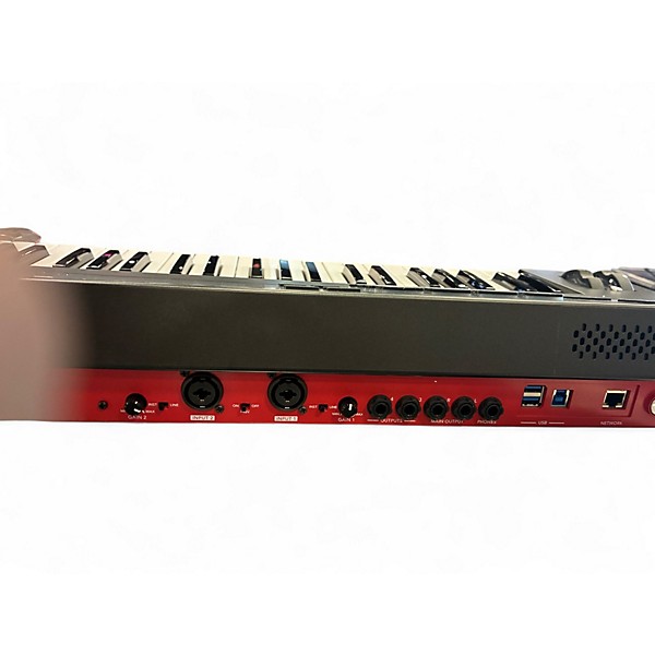 Used Akai Professional MPC Key 61 Keyboard Workstation