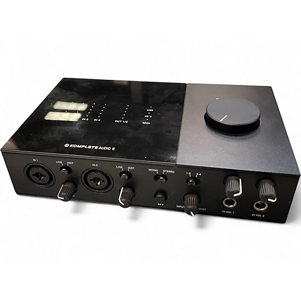Used Native Instruments KOMPLETE AUDIO 6 Audio Interface