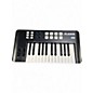 Used Alesis V25 25 Key MIDI Controller thumbnail