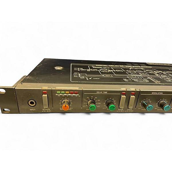 Used BOSS DE-200 Digital Delay Effects Processor