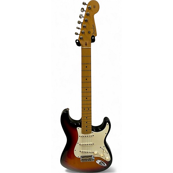 Vintage 2000 Fender STRATOCASTER 3 Color Sunburst Solid Body Electric Guitar