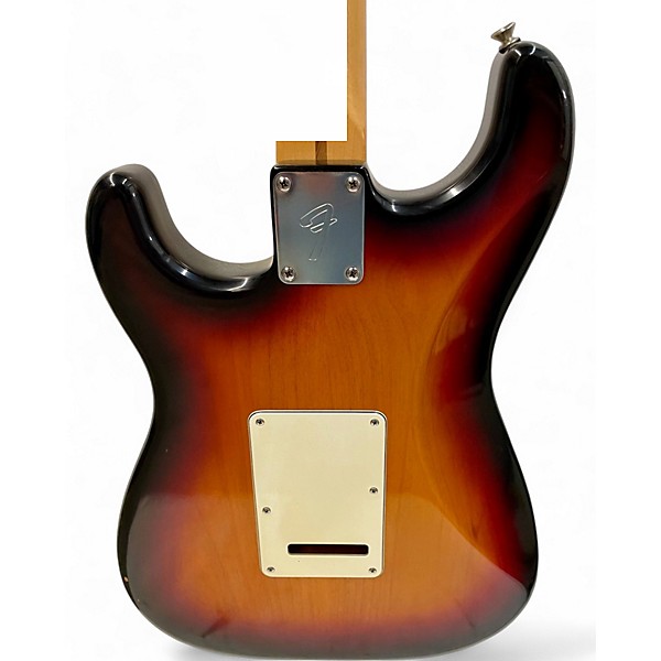 Vintage 2000 Fender STRATOCASTER 3 Color Sunburst Solid Body Electric Guitar