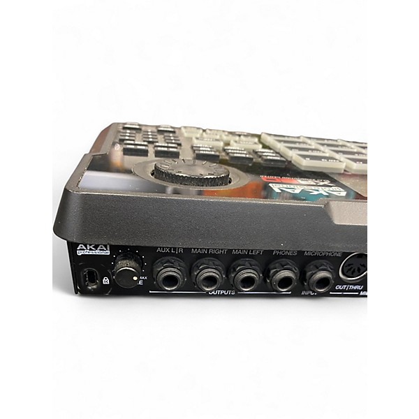 Used Akai Professional XR20 Beat Production Center Production Controller