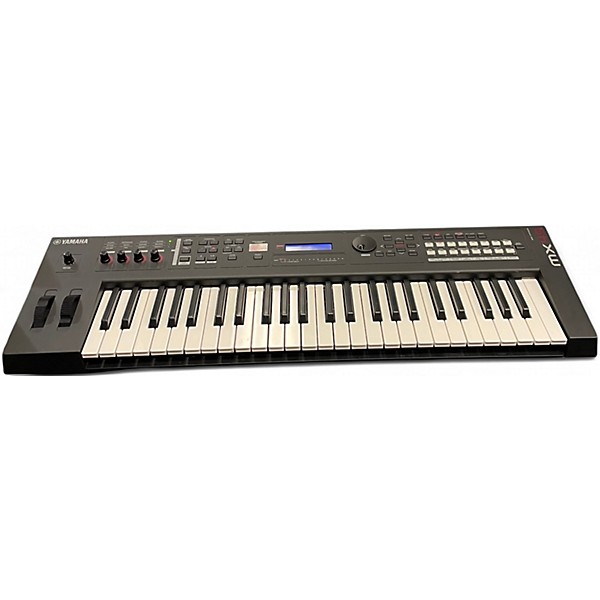 Used Yamaha MX49 49 Key Keyboard Workstation