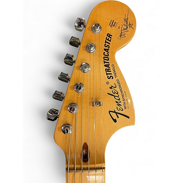 Used 2006 Fender Artist Series Yngwie Malmsteen Stratocaster Vintage White Solid Body Electric Guitar