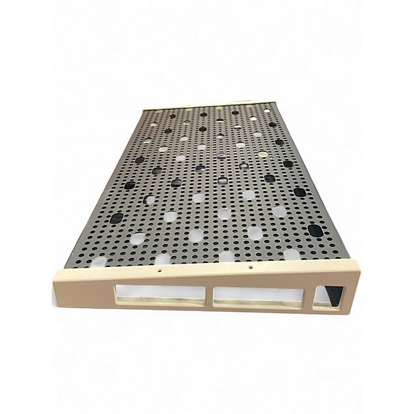 Used Temple Audio Design 25" PEDAL BOARD Pedal Board
