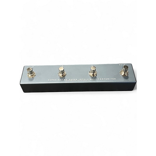Used Darkglass ALPHA OMEGA SUPER INTELLIGENT FOOTSWITCH Pedal