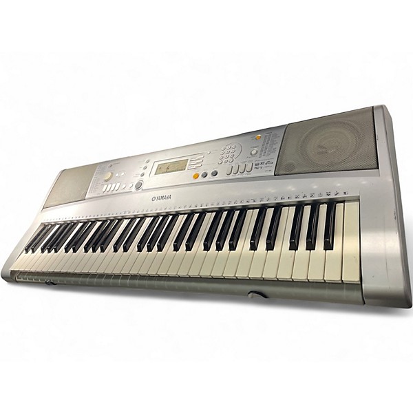Used Yamaha YPT300 61-Key Portable Keyboard