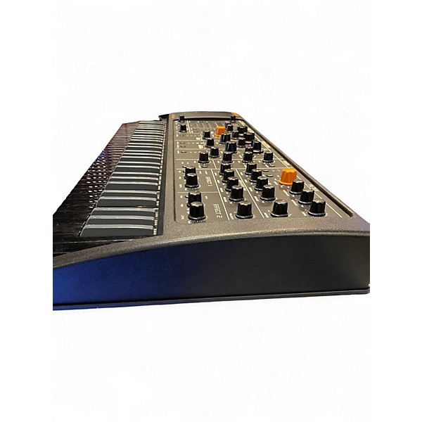 Used Studiologic SLEDGE Synthesizer