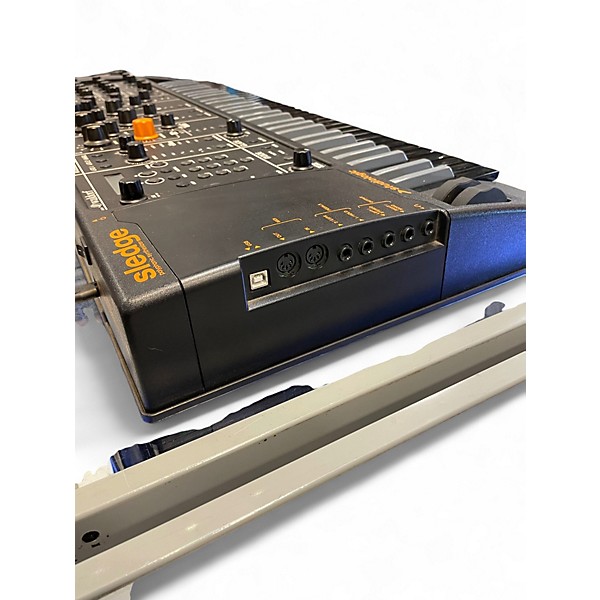 Used Studiologic SLEDGE Synthesizer