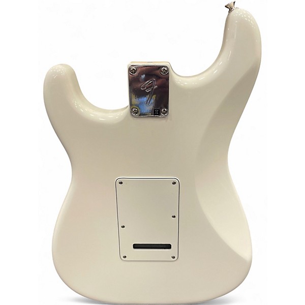 Used Fender Player Stratocaster Polar White Solid Body Electric Guitar