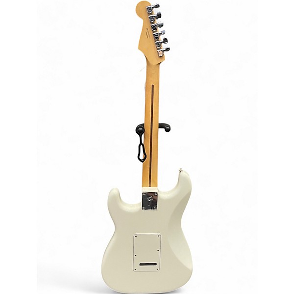 Used Fender Player Stratocaster Polar White Solid Body Electric Guitar
