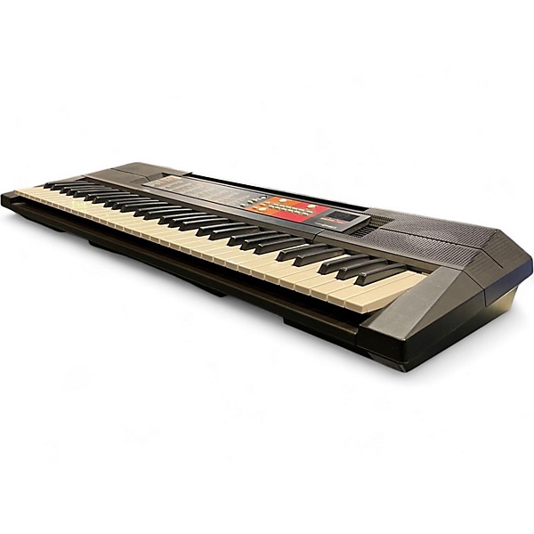 Used Yamaha F51 Portable Keyboard