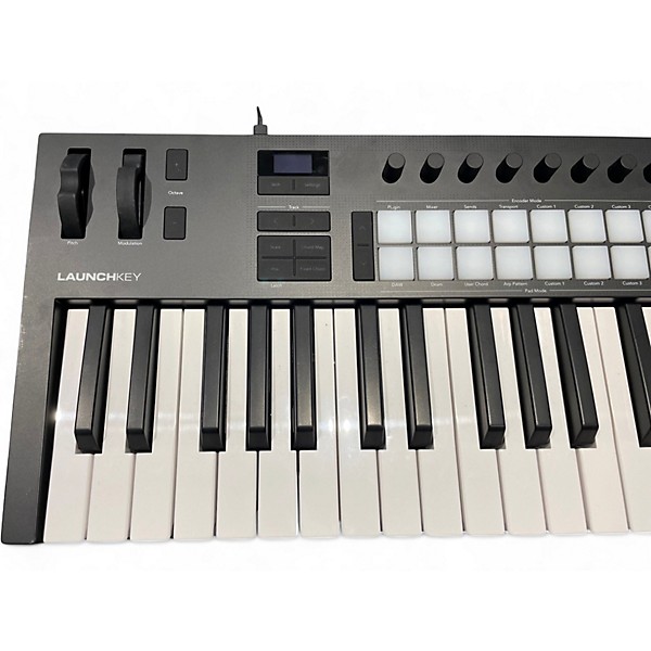 Used Novation LaunchKey 37 Key
