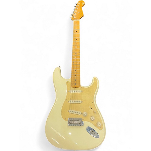 Used Fender Player Stratocaster White Solid Body Electric Guitar