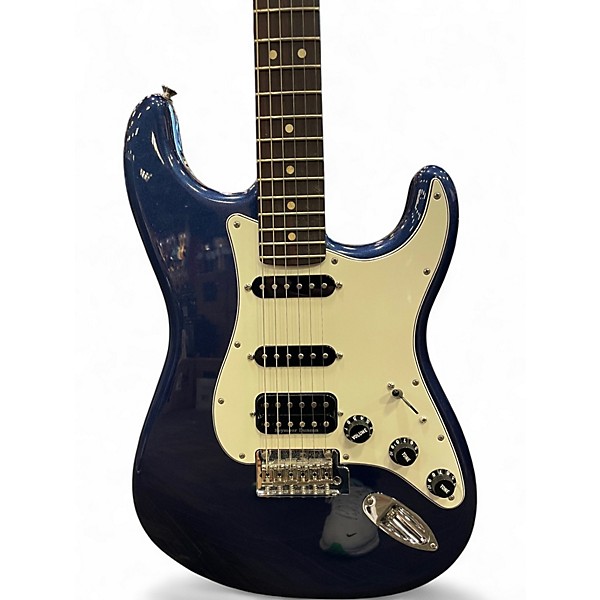 Used 2025 Fender PLAYER II STRATOCASTER MOONLIGHT DRIVE Solid Body Electric Guitar