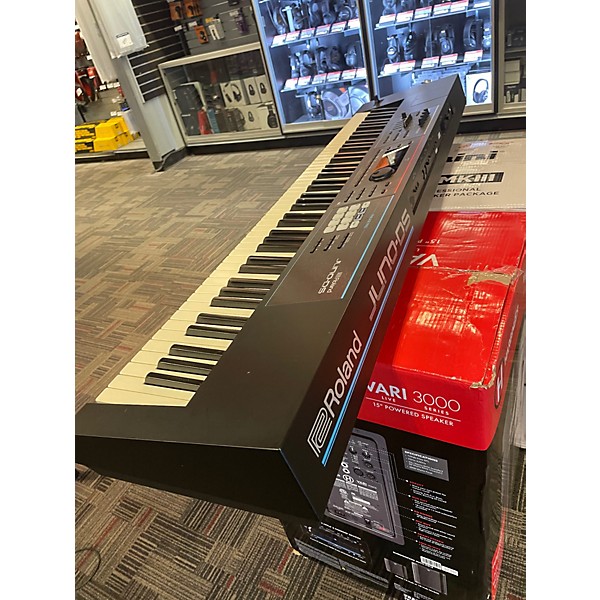 Used Roland JUNO-DS Keyboard Workstation